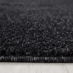 Ata Kortluvet tæppe Ensfarvet - Antracit