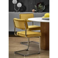 BrunO rundt bord, Hvid marmor / Valnød