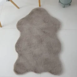 Caty Børnetæppe imiteret Fåreskind - Beige