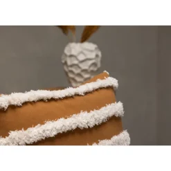 Elina Pudevår - Brun og Hvid