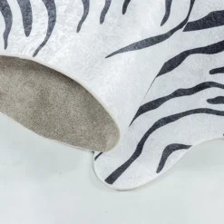 Etosha Vaskbart tæppe Imiteret Tiger Pels - Sort