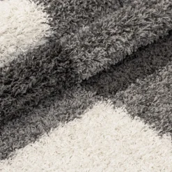 Gala Shaggy Tæppeløber Ternet - Lysegrå