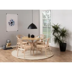 Janik Spisebordsstol med Armlæn – Off White Hvidpigmenteret Olieret Eg