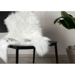 Katy Imiteret Fåreskind - Hvid