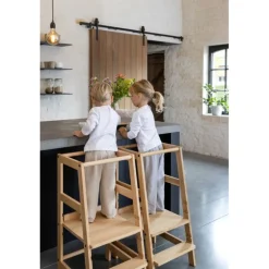 Læringstårn i eg – Forrest Oak