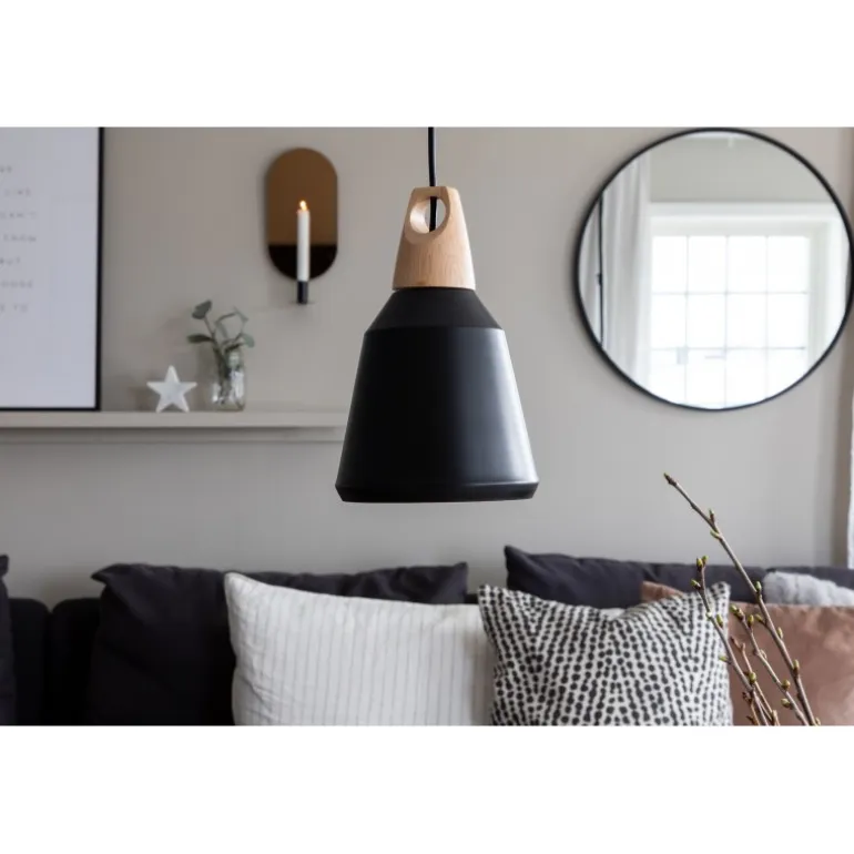 Nao Belysning - Sort og Træ