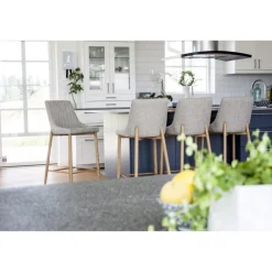 Plaza Stol - Lysegrå og Natur