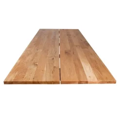 Spisebord af olieret egetræsplanker