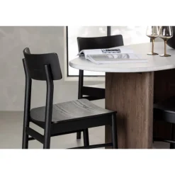 Spisebordssæt Gronvik med Montros stole