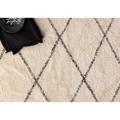 Thelma Tæppe - Sort og Hvid